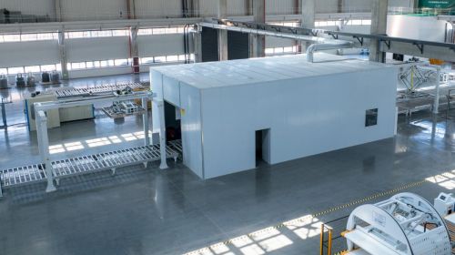 探訪運(yùn)時(shí)通華東超級(jí)工廠 1200米工業(yè)4.0生產(chǎn)線，引領(lǐng)床墊智能制造新篇章